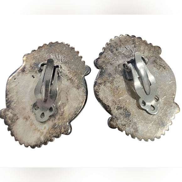 Vintage Angeline Miller Navajo Native American Silver Clip On Onyx Earrings - Picture 2 of 4